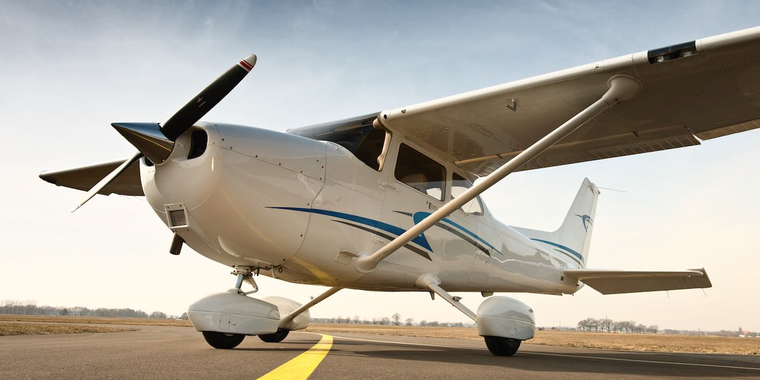 Check the Weather! <a class=sliderLink href='learntofly.shtml'>Learn more.</a>